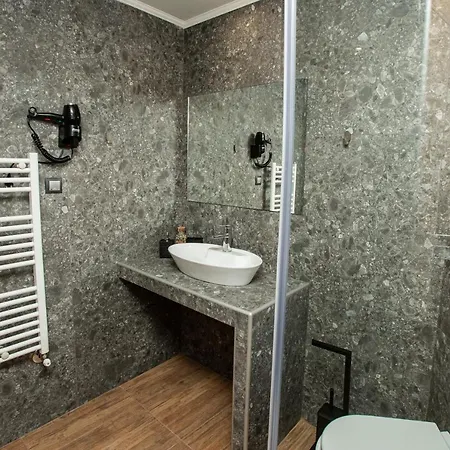 Thess Quality Urban Living Lägenhet